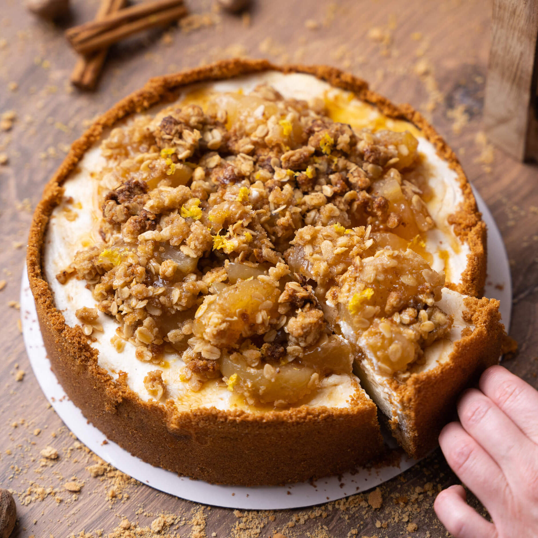 Apple Streusel Cheesecake